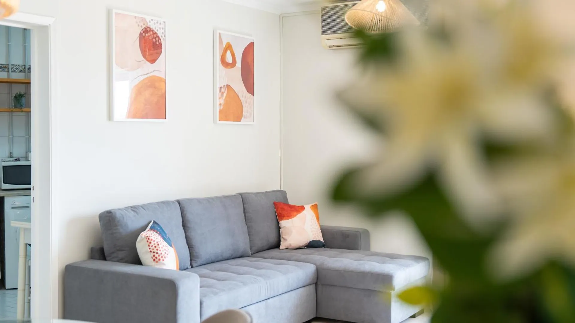 Comfy 3 Bdr Flat With Pool & Balcony By Lovelystay Portimao Portugal