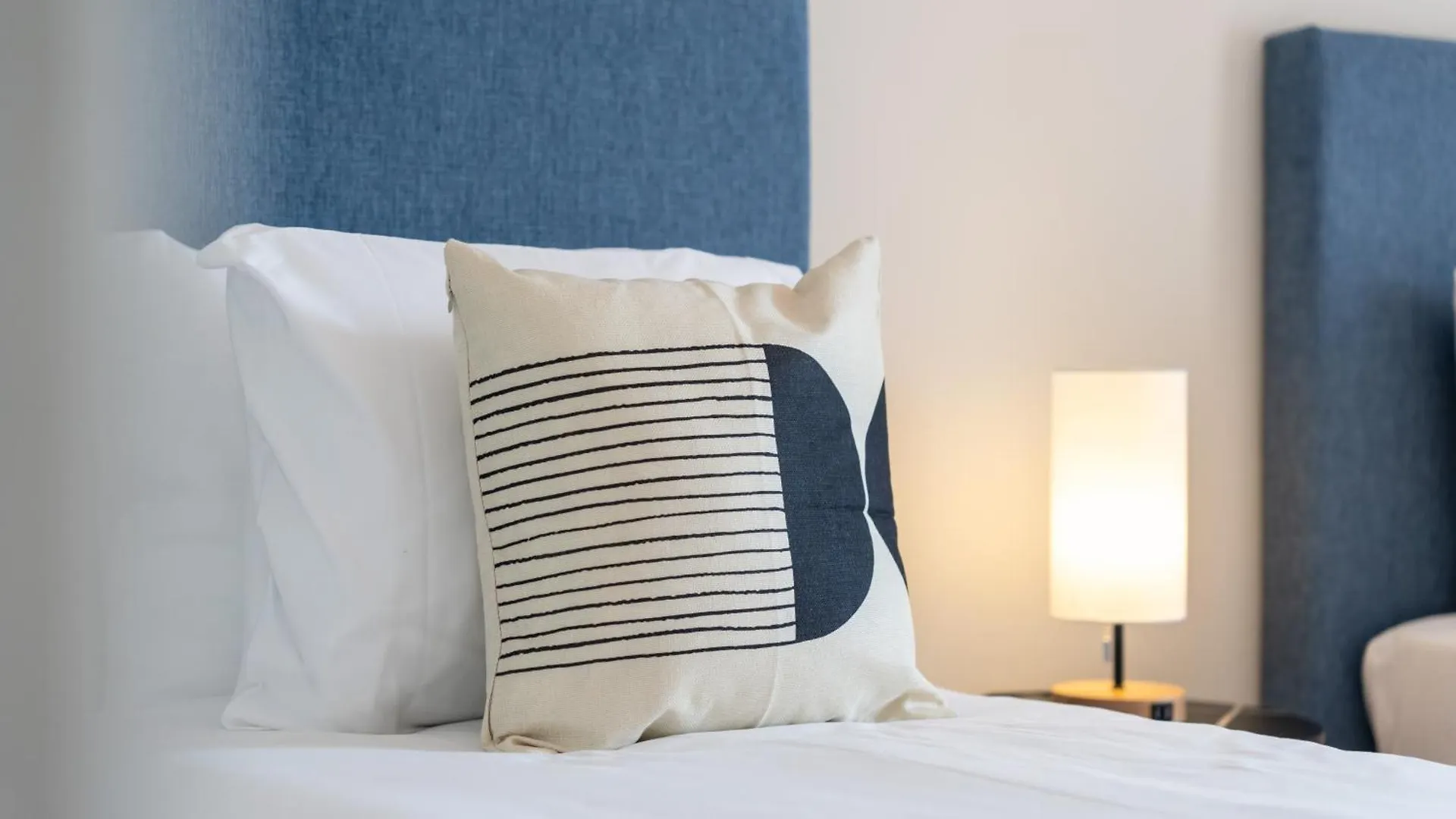 Comfy 3 Bdr Flat With Pool & Balcony By Lovelystay Portimao 0*,  Portugal