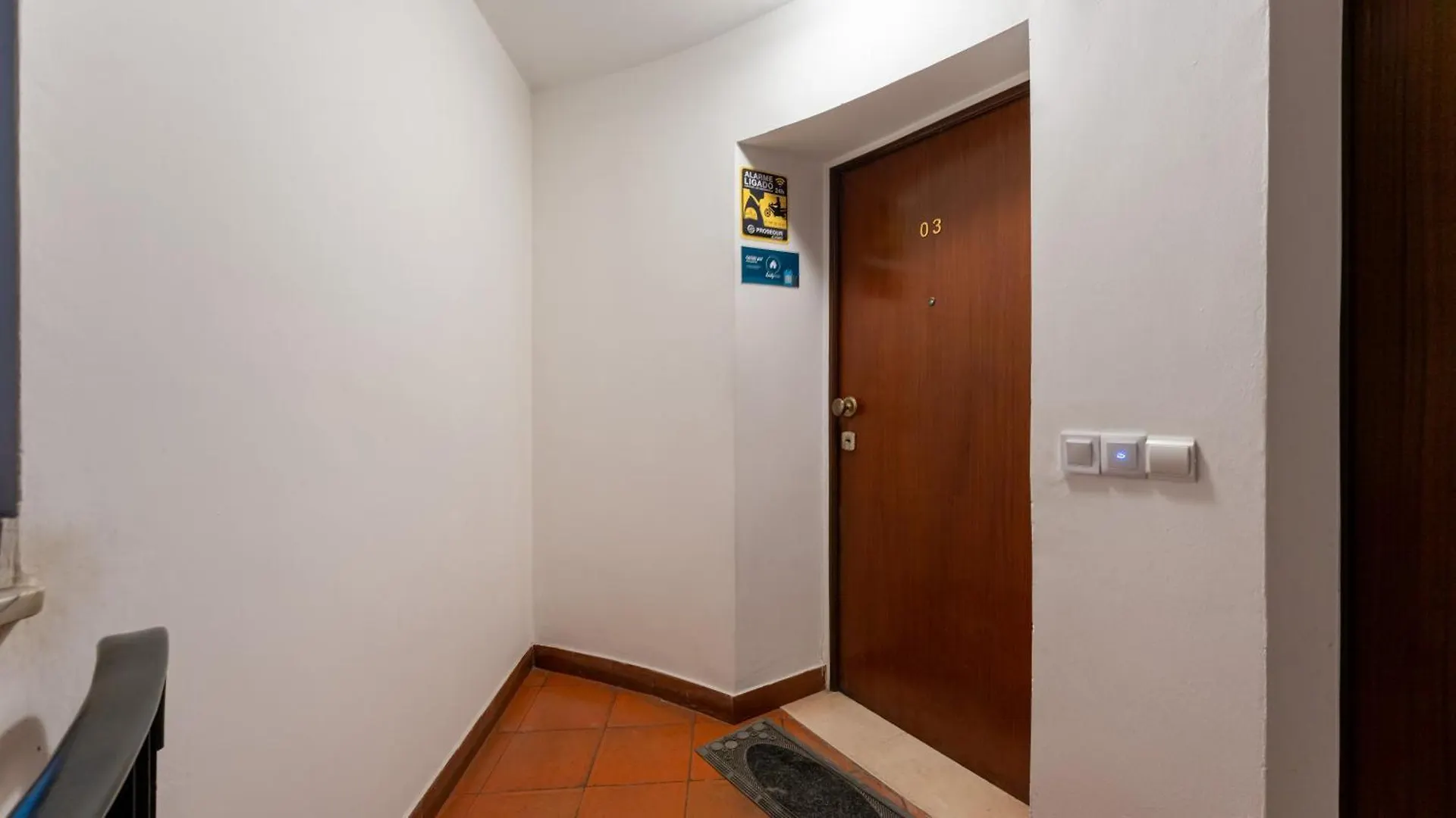 Comfy 3 Bdr Flat With Pool & Balcony By Lovelystay Portimao